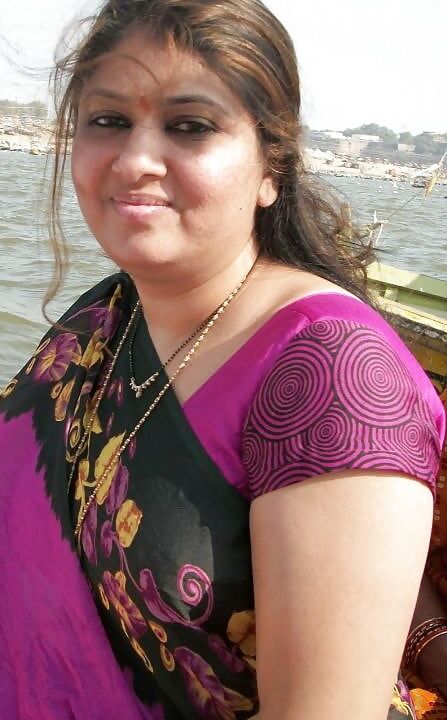 Beautiful aunty all pics