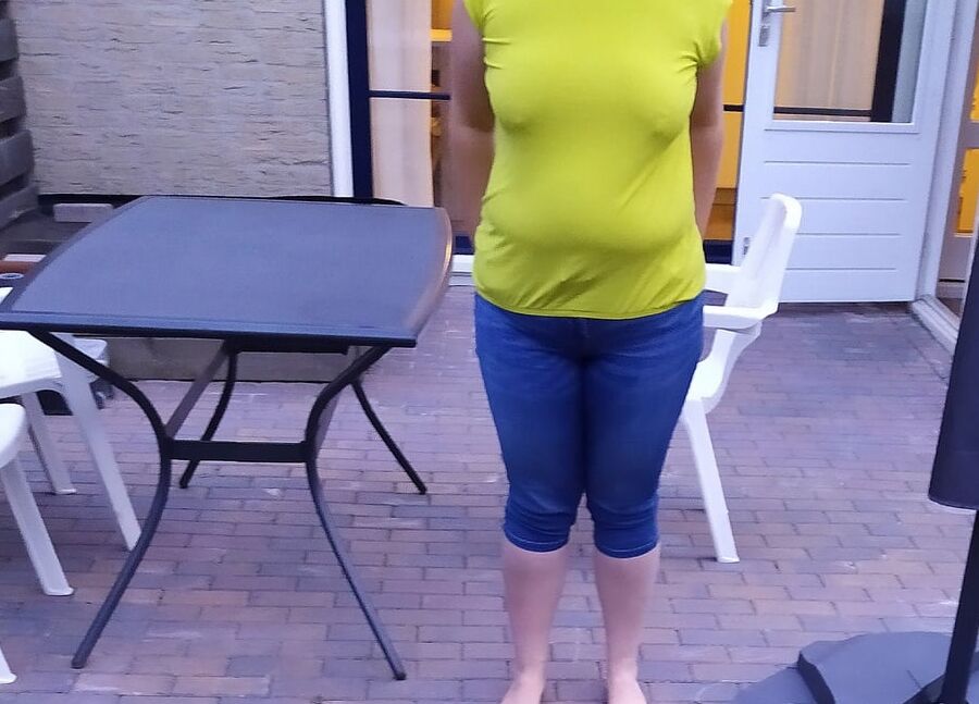Braless BBW