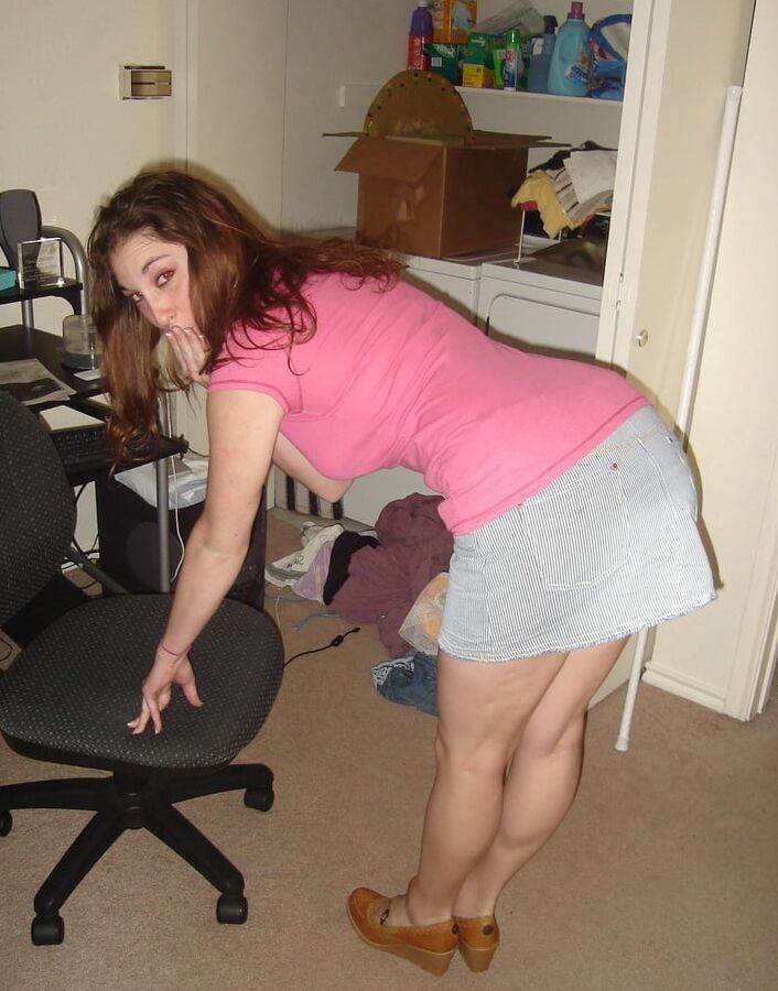 Sexy MILF slut to enjoy and repost