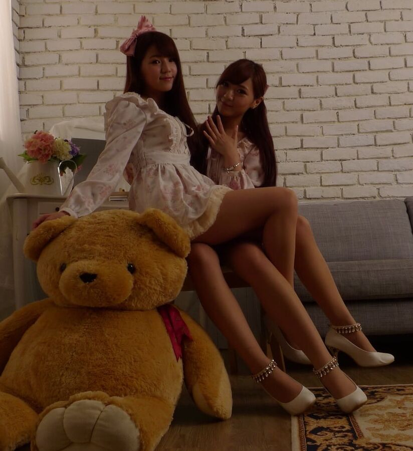Chinese Semi-Pro Pantyhose Sluts