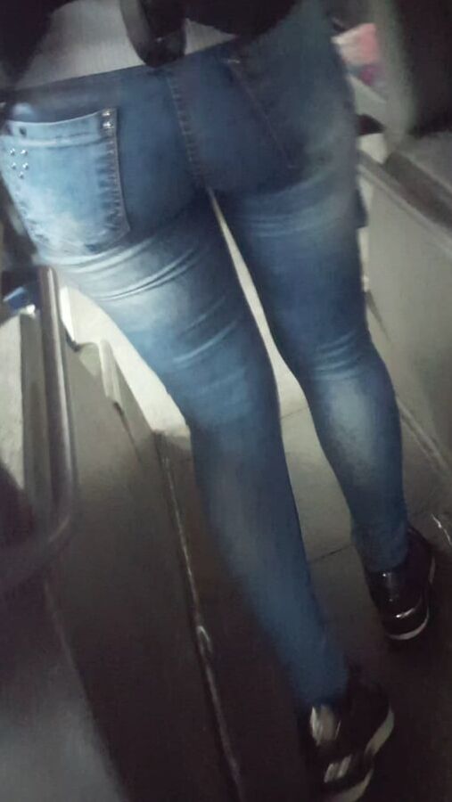 Serbian milf mom beautiful jeans ass in bus