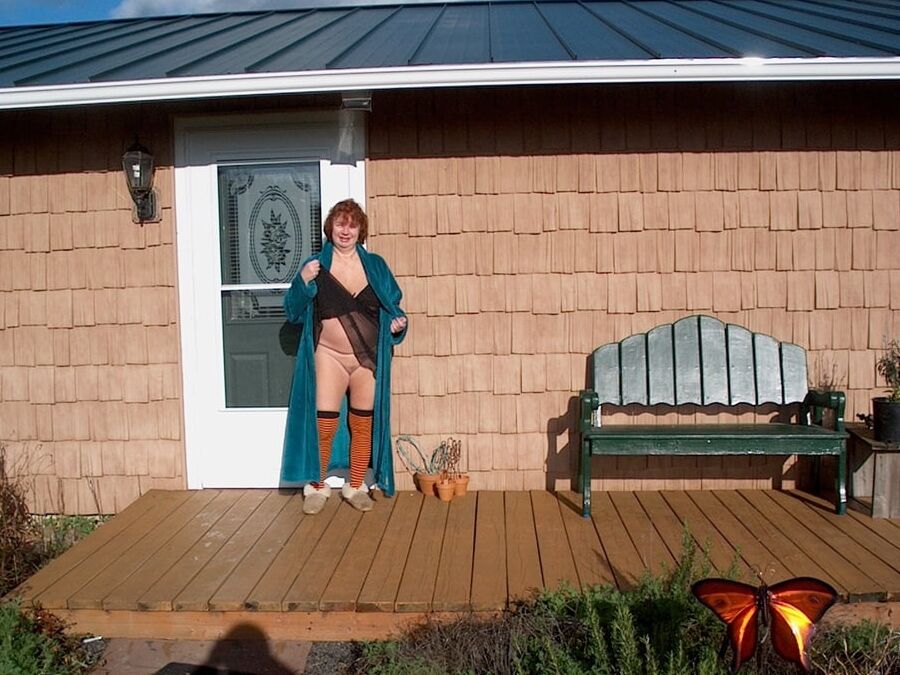 A selection of "Moms in bathrobes"