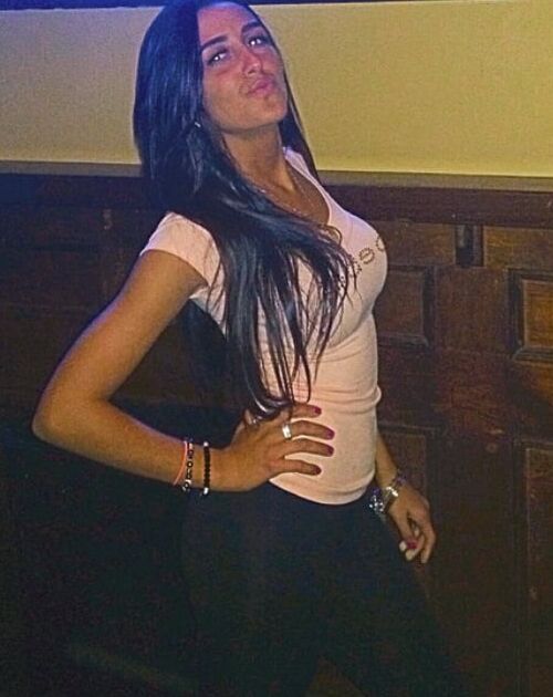 Cute New York Italian Girl With Friend