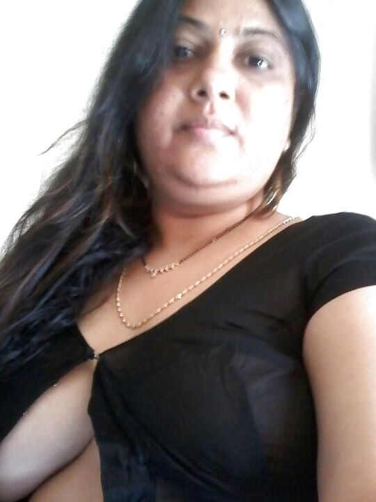Beautiful aunty all pics