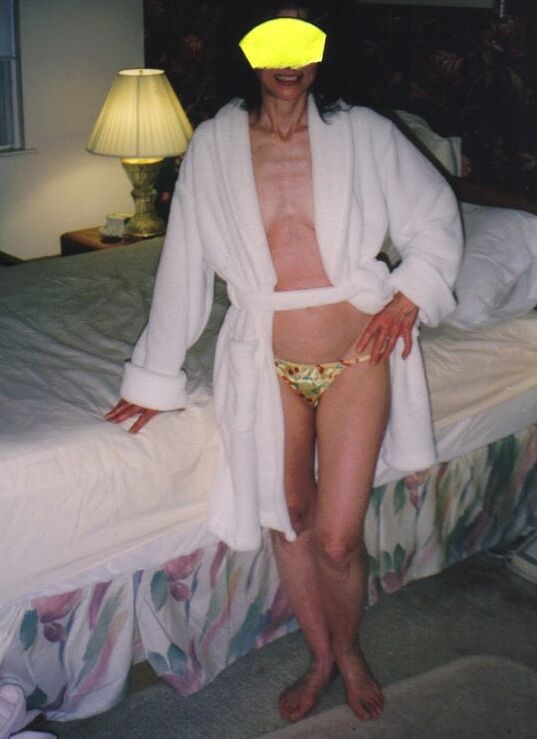 A selection of "Moms in bathrobes"