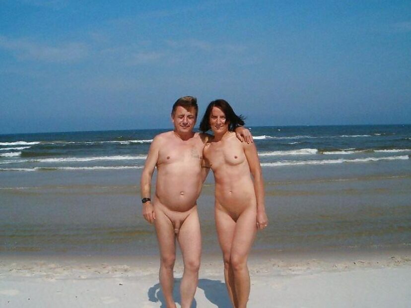 U R invited, Naked Couples