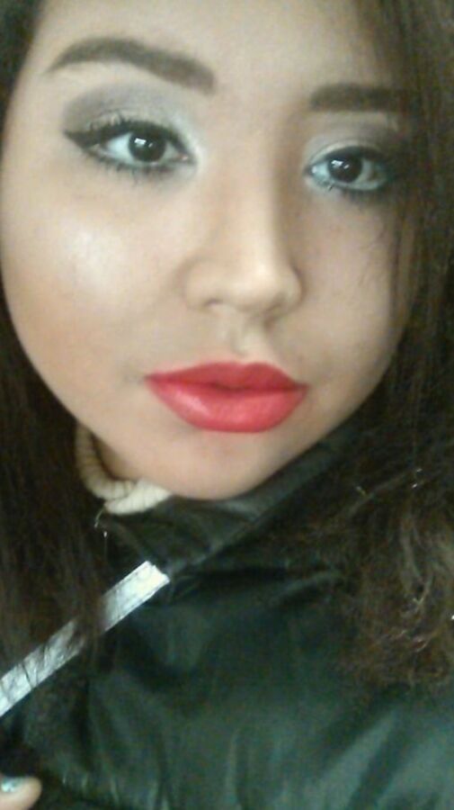 Pretty face chubby waist