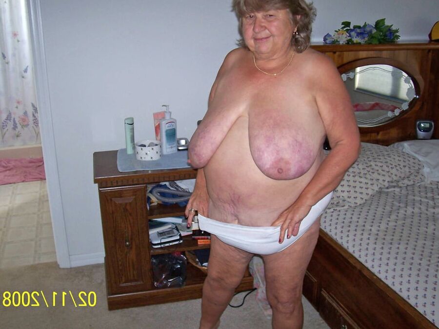 Bbw mix (Big boob granny)