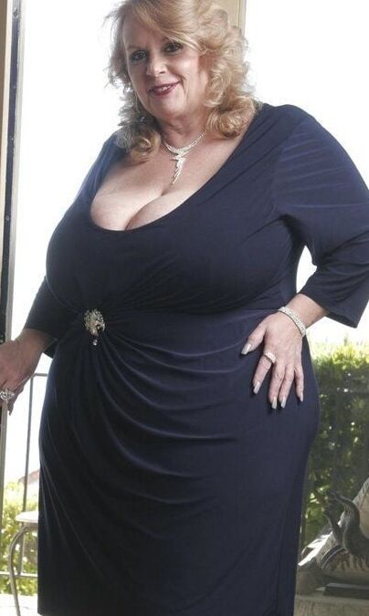 Various granny mature bbw busty clothes lingerie