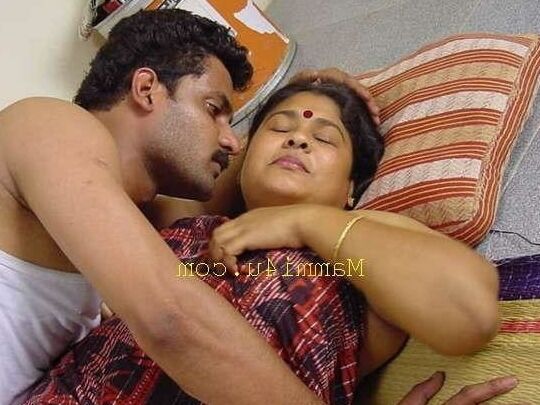 Policz mamta mummy ki chut fad di