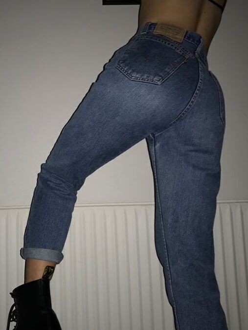 Levis orange tab
