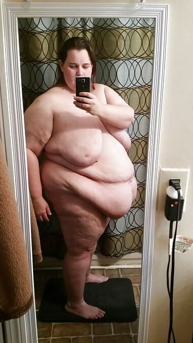BBW-selfies