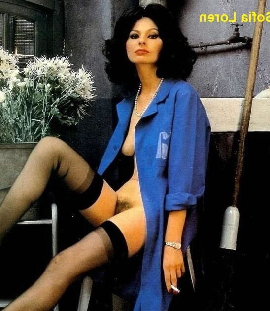 Sexy Dressed-Undressed Celebs, even some hairy.
