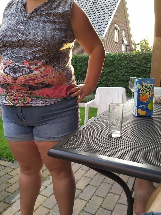 Braless BBW