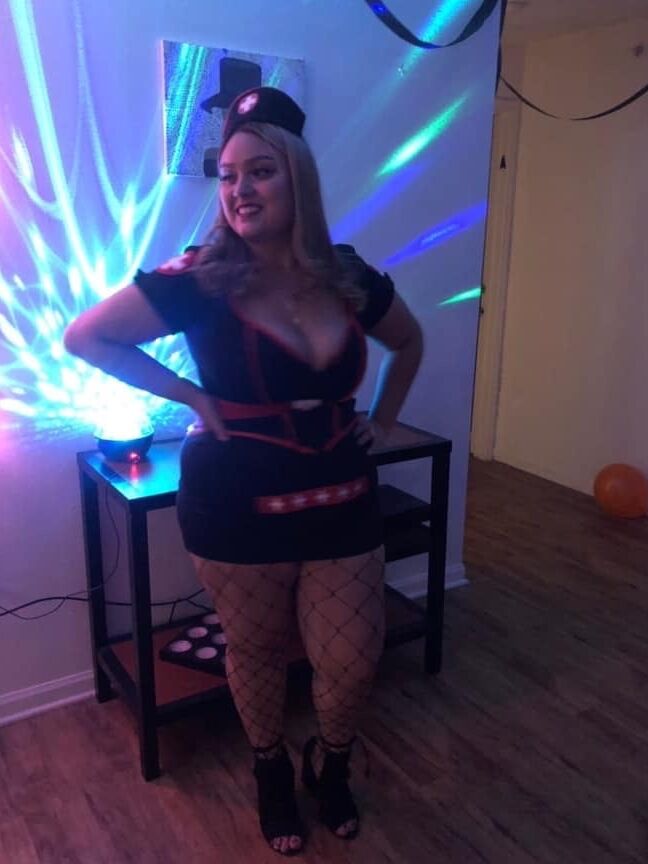Sexy chubby Latina