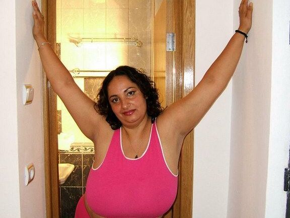 Sexy chubby Latina
