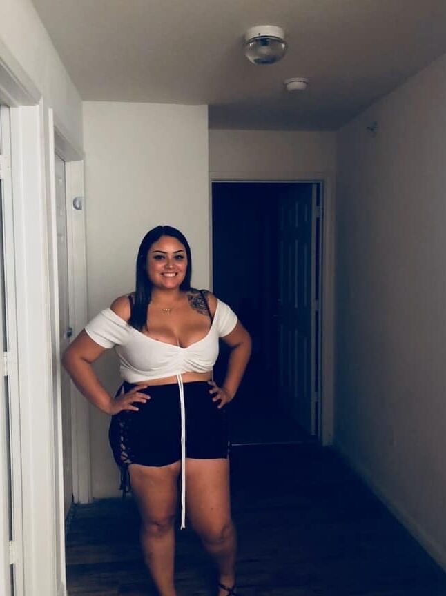 Sexy chubby Latina