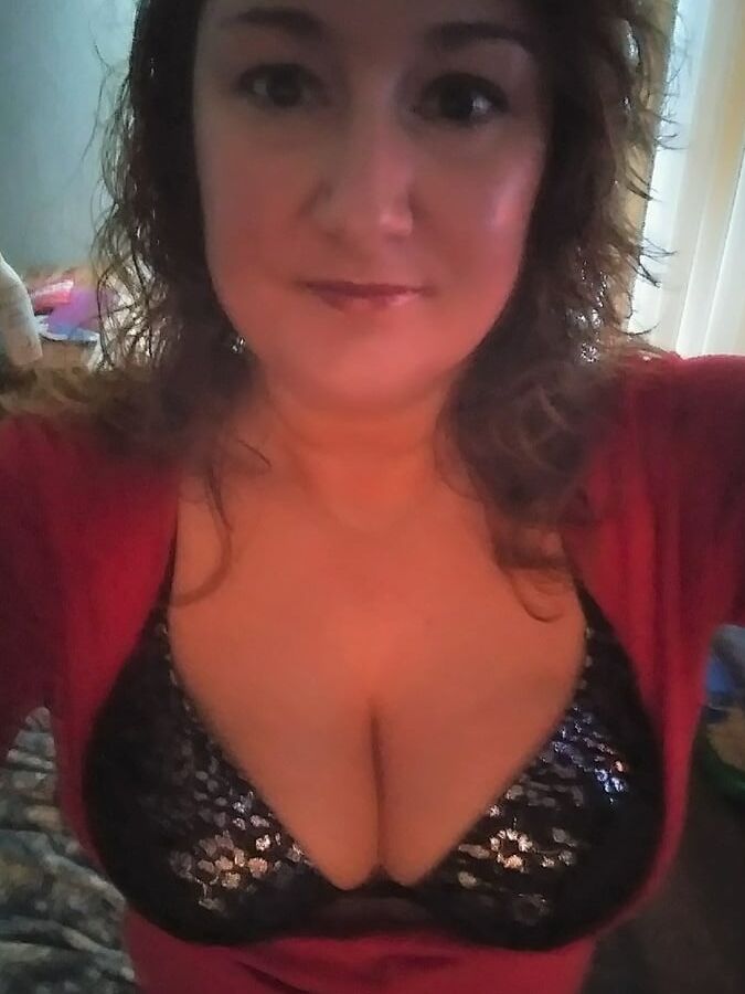 This whore Lisa wants knocked up