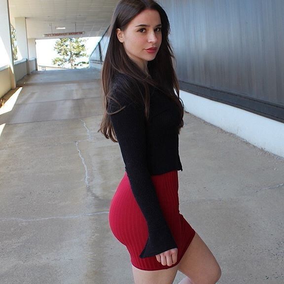 On Instagram- thefinalnoelle