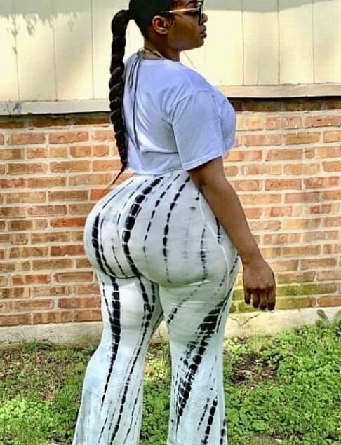 Black Moms and Aunts Anal Ready