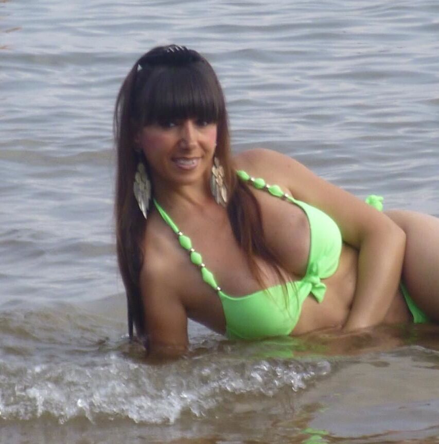 italian milf beach