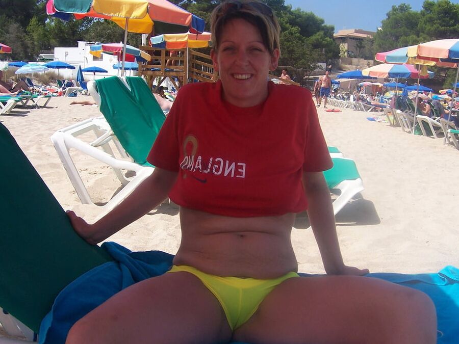 Helen is an English wife