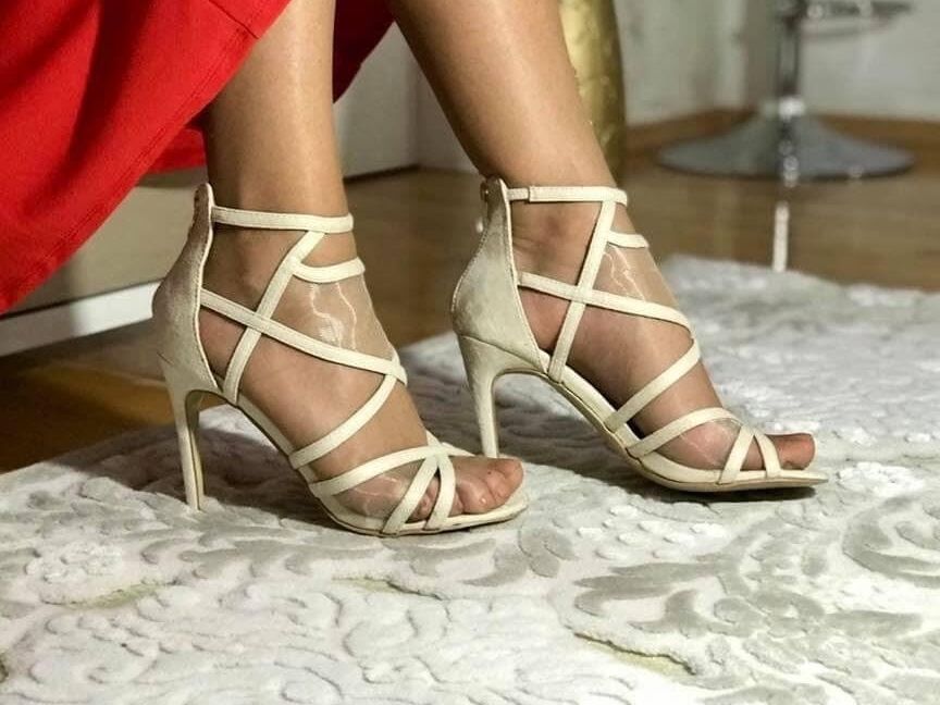 mature friend feet in nylon