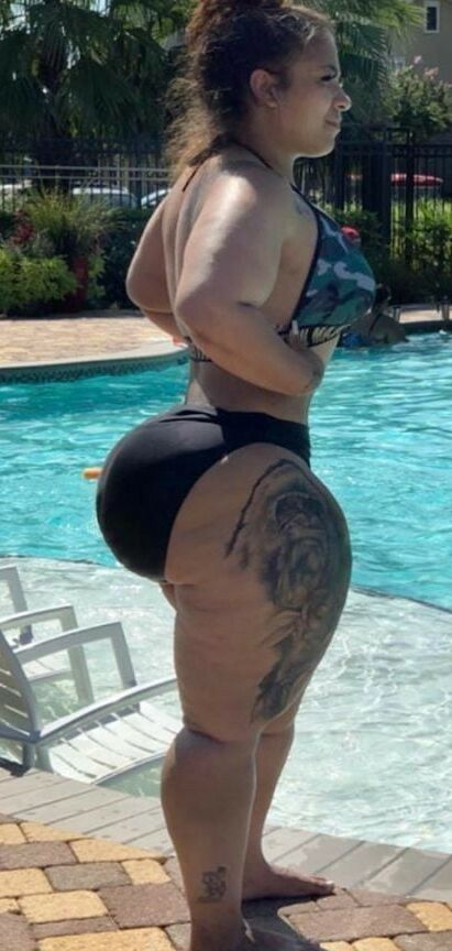 sext thick and plump