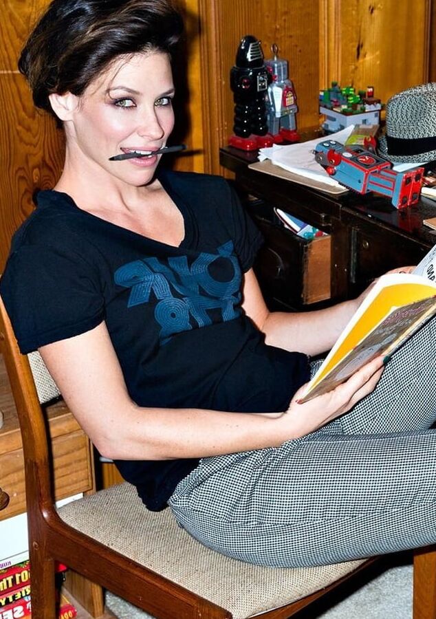 Beautiful Evangeline Lilly
