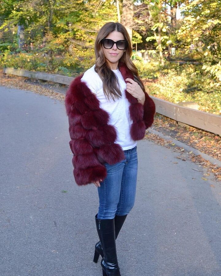 Milfs &amp; Gilfs - Boots and Jeans