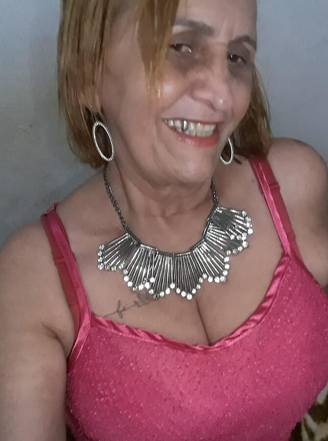 Cleia Costa ...Faceb