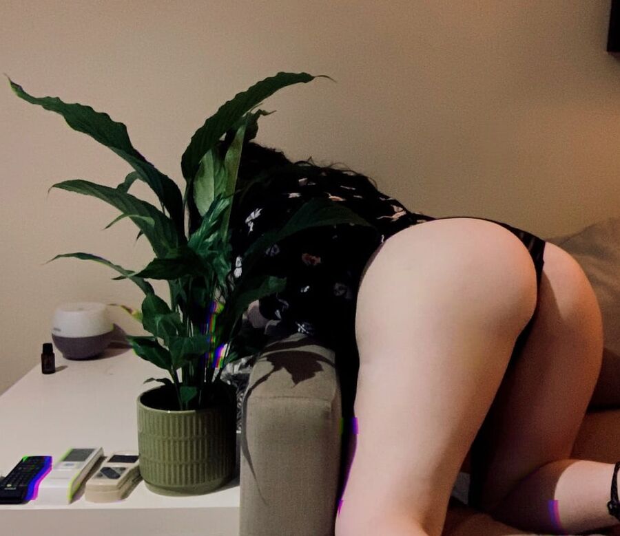 Does She Got A Booty