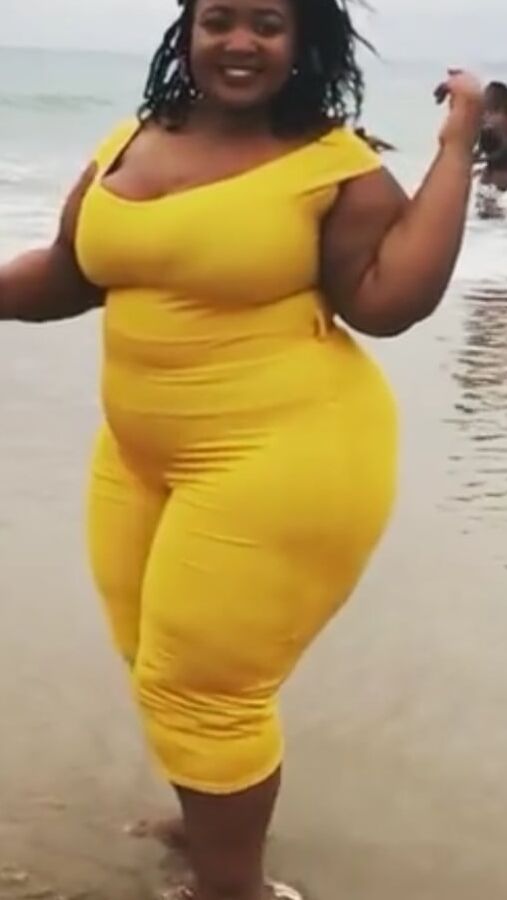 Chunky phat mega pear bbw Kamvale