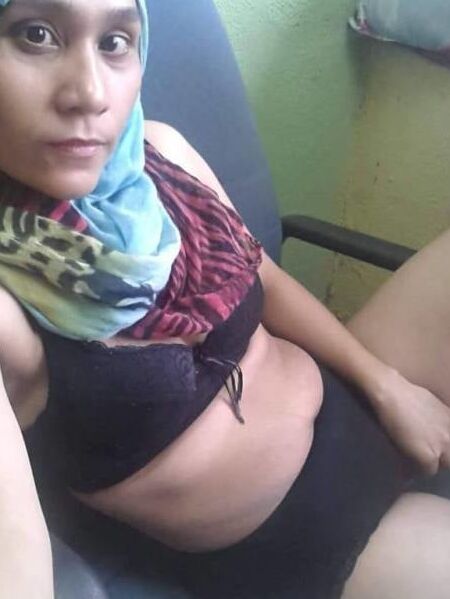 Jilbab Janda