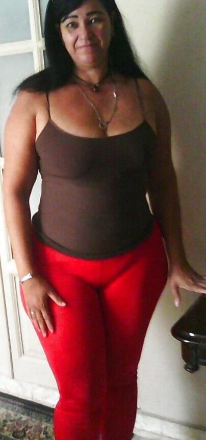MADURAS LATINAS