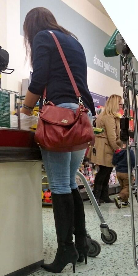 Milfs &amp; Gilfs - Boots and Jeans