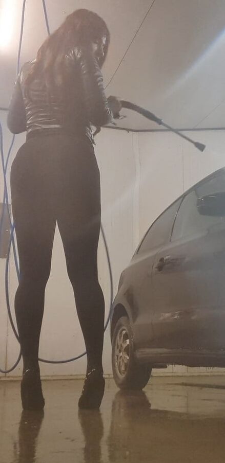 Turkish Dutch sissy car wash