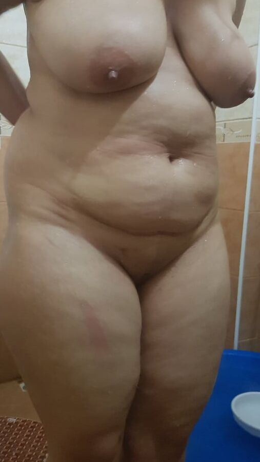 Mrs Nilceia yo chubby and smelly