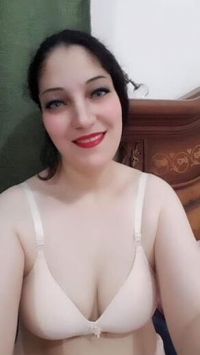 青い目をした汚れた王女