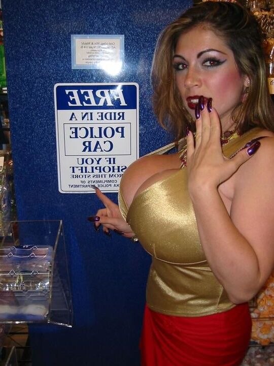 Tiny Girls - Huge Tits