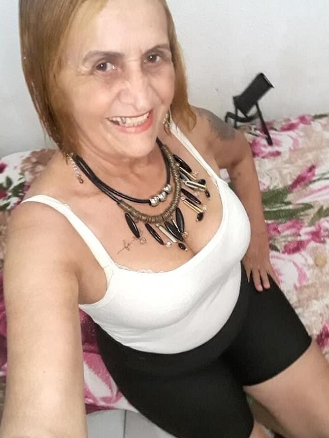 Cleia Costa ...Faceb
