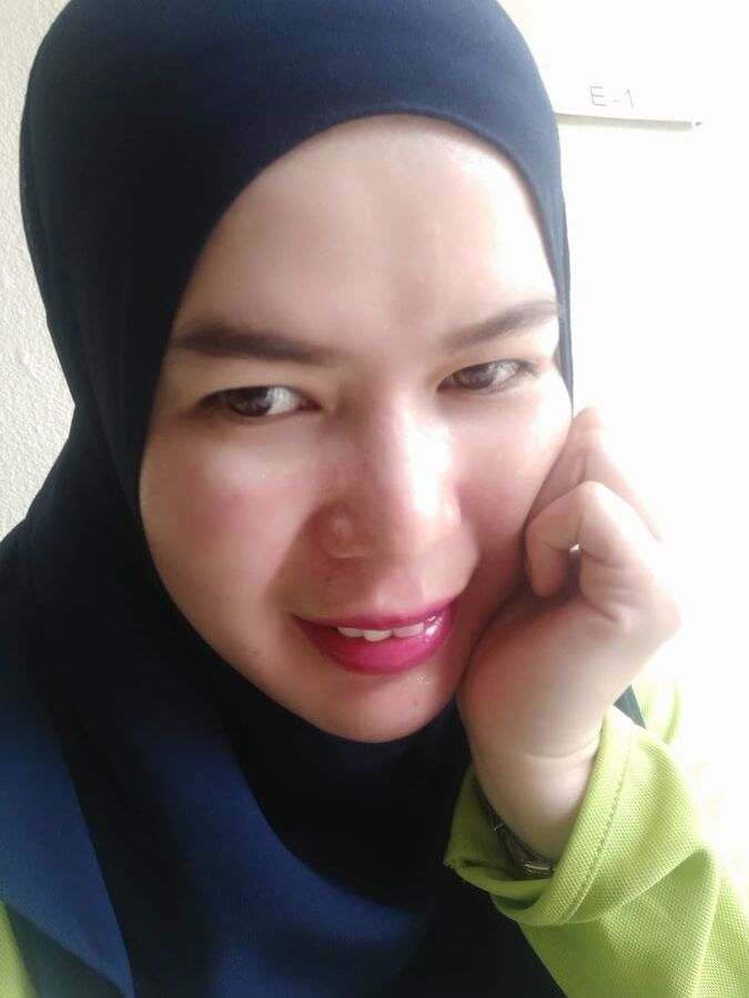 Suriati Ismail - MILF Melayu Legend (PREVIEW )