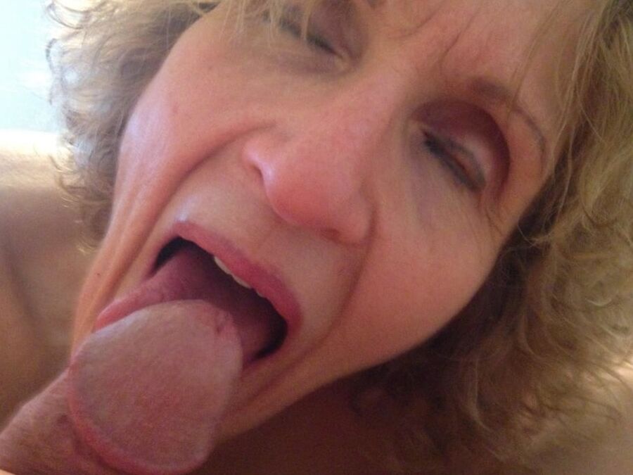 Granny Barbara, , and her sexy saggy pussy lips