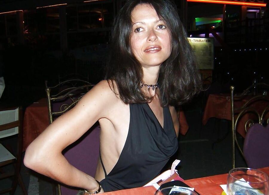 SOME HOT MATURE WOMENS WHO PAID ME TO FUCK HER