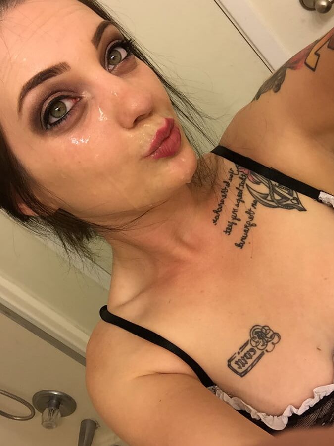 Tattooed emo cumslut girlfriend exposed