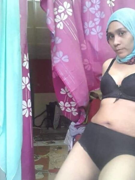 Jilbab Janda