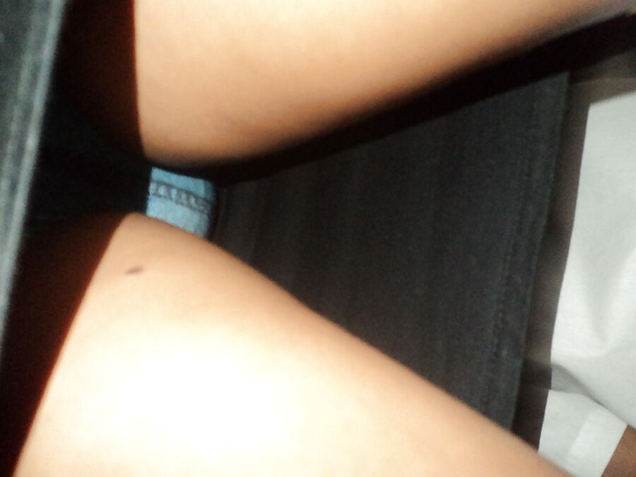 Girls no panties upskirt