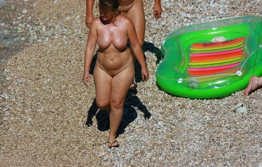 Chubby MILFs