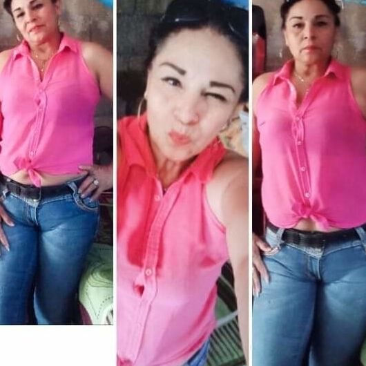 La mama de mi amigo abuela culona depilada hot shaved granny