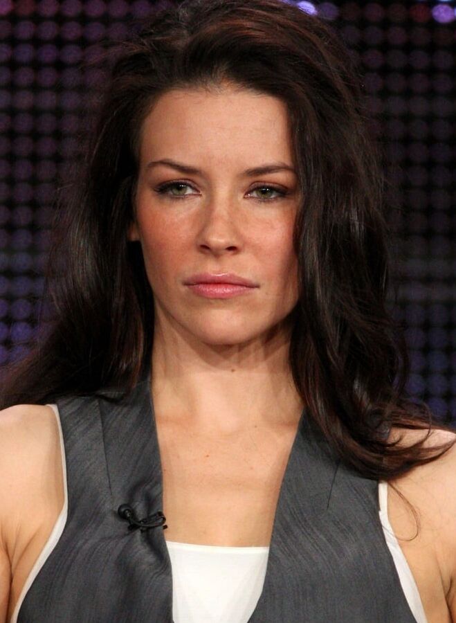 Beautiful Evangeline Lilly